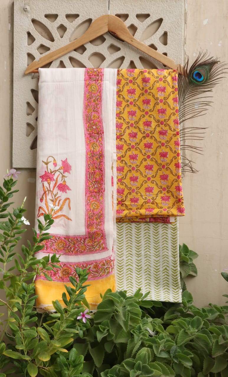 Juniper Flower Jaal Print Suit Set