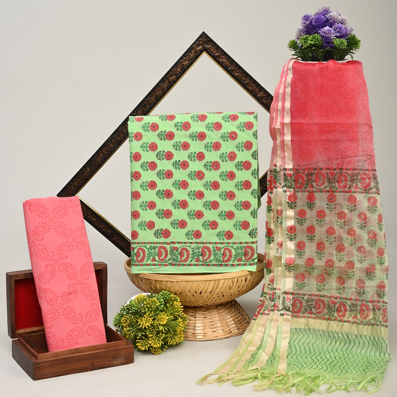 SUIT WITH ORGENZA DUPATTA