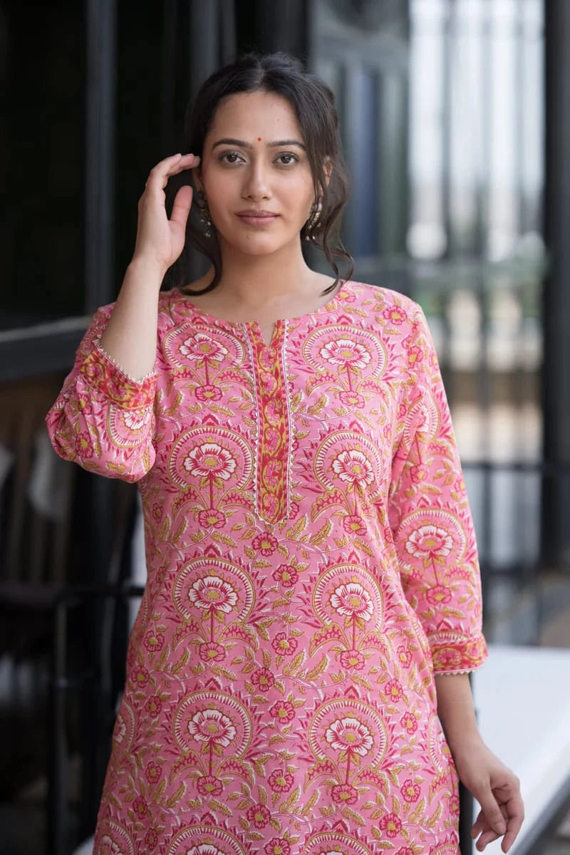 COTTON KURTI WITH 2 POCKET IN SANGANERI PRINT