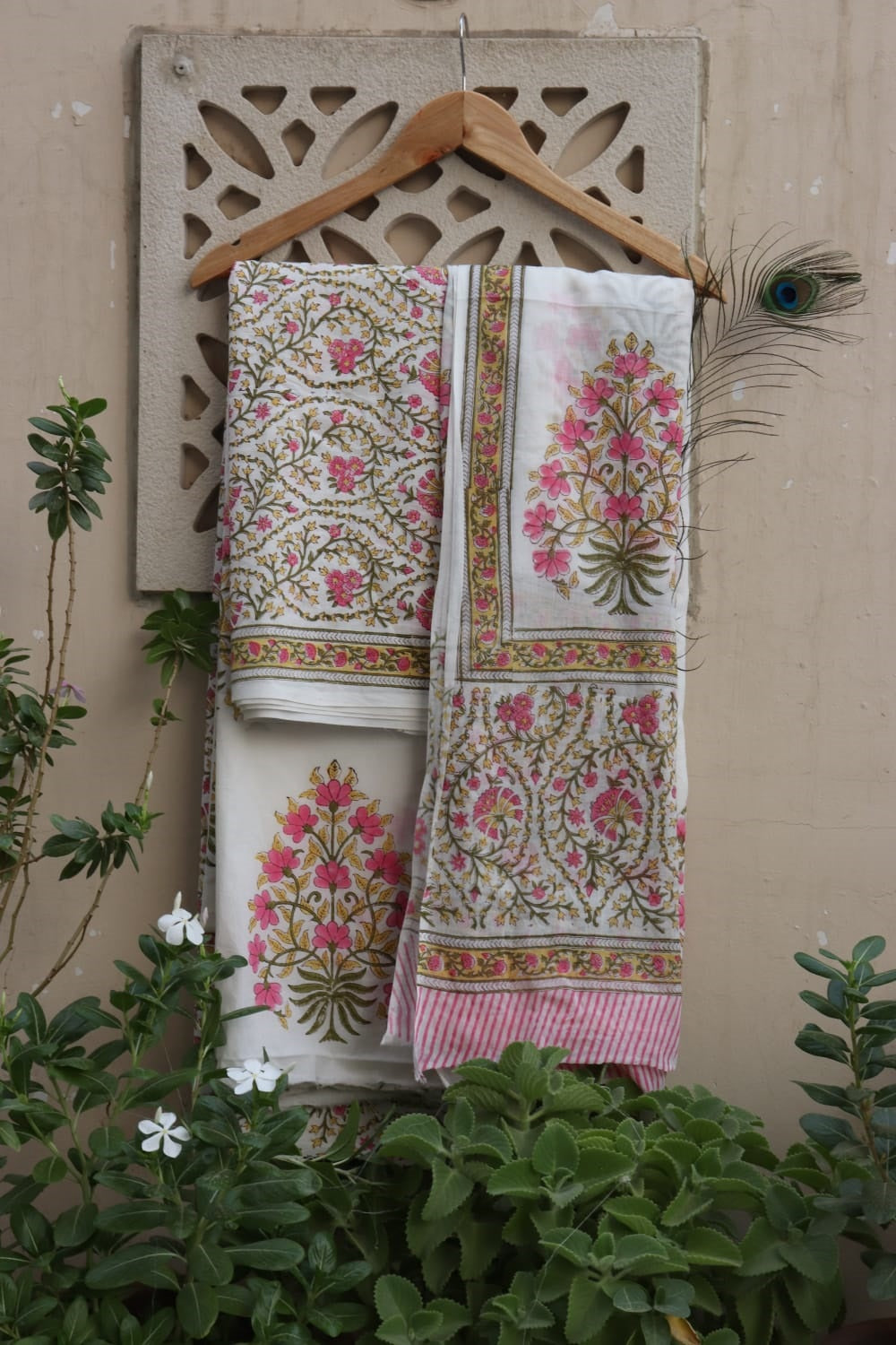 flower jaal print suit set